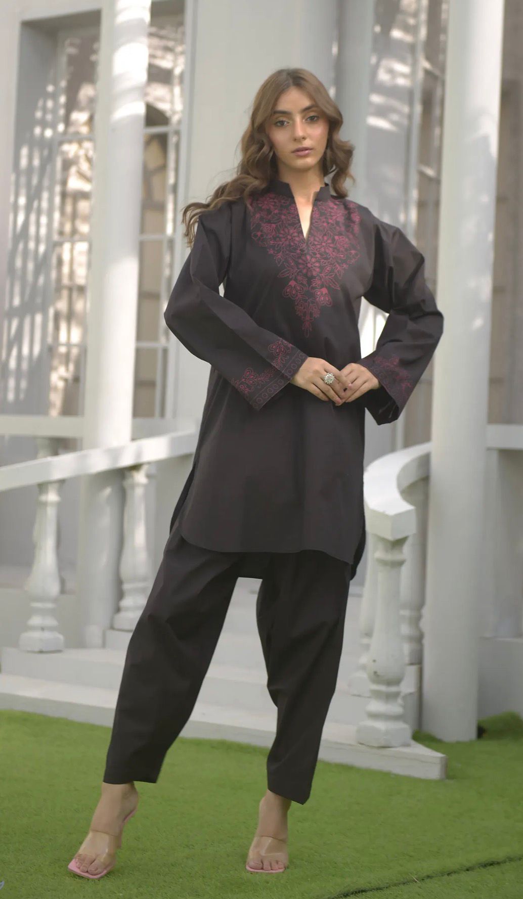 lookbook image shop_this_look_EcLGgQ